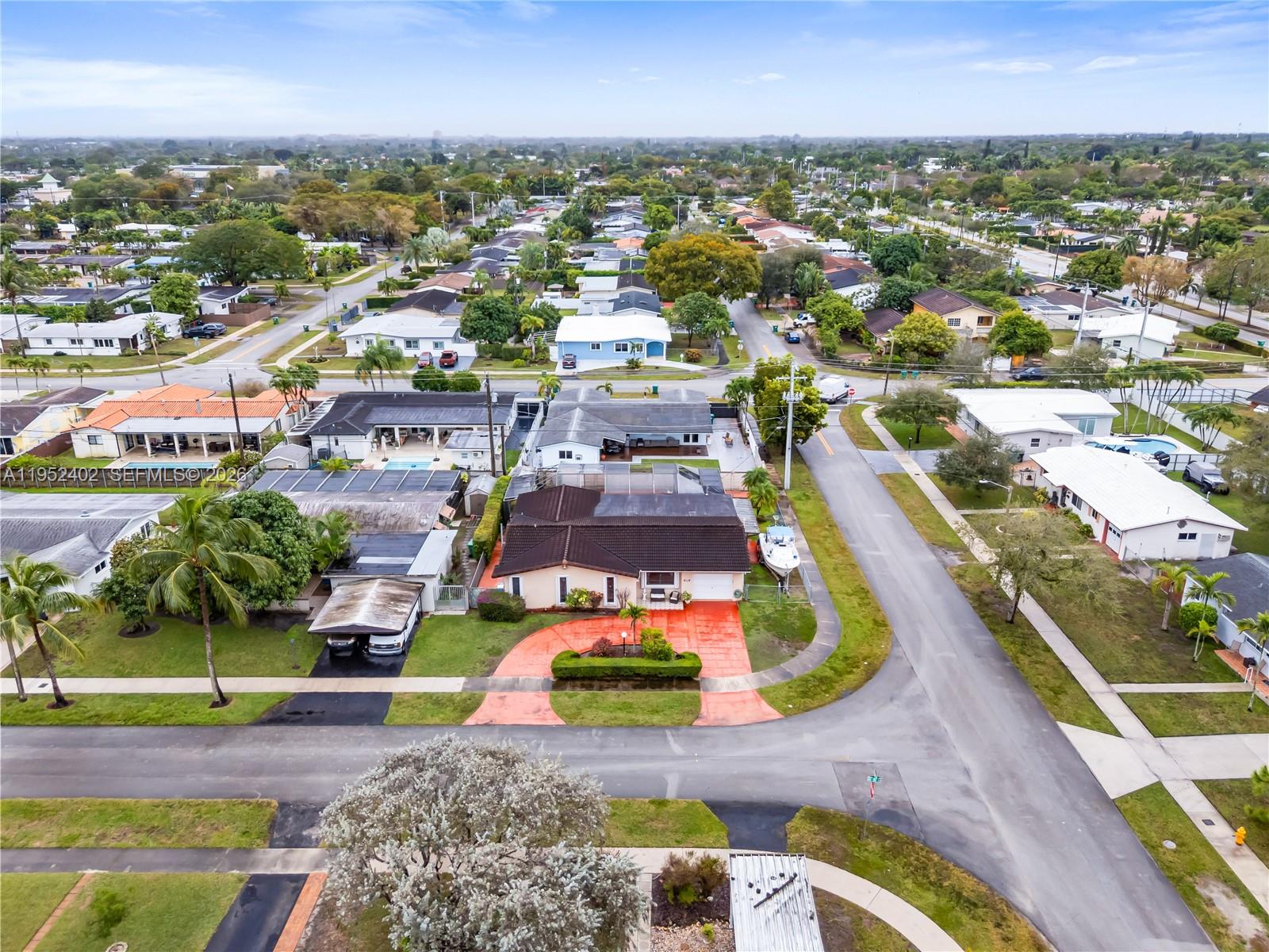 9590 3 / 2 1872 кв.футов $ 2026-01-25 0 Фото