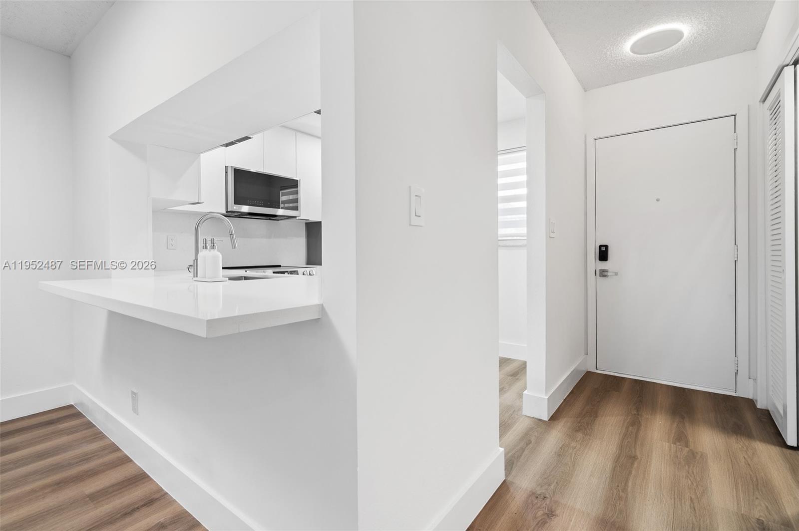 Photo of 901 14th Ave  #205, Hallandale Beach, Florida, 33009 - 