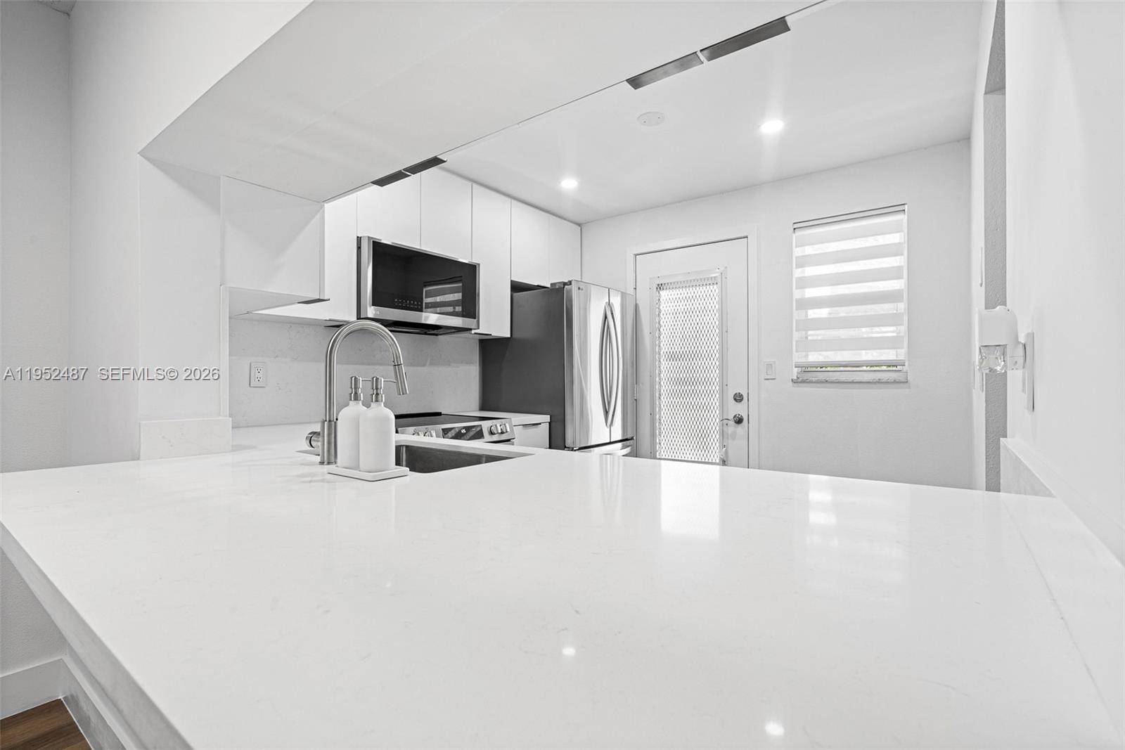 Photo of 901 14th Ave  #205, Hallandale Beach, Florida, 33009 - 