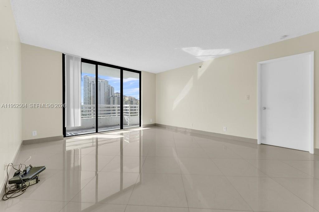 Photo of 3300 192nd St  #1414, Aventura, Florida, 33180 - 