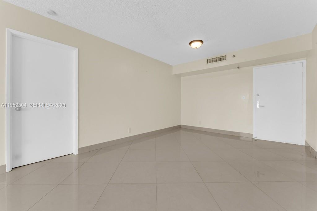 Photo of 3300 192nd St  #1414, Aventura, Florida, 33180 - 