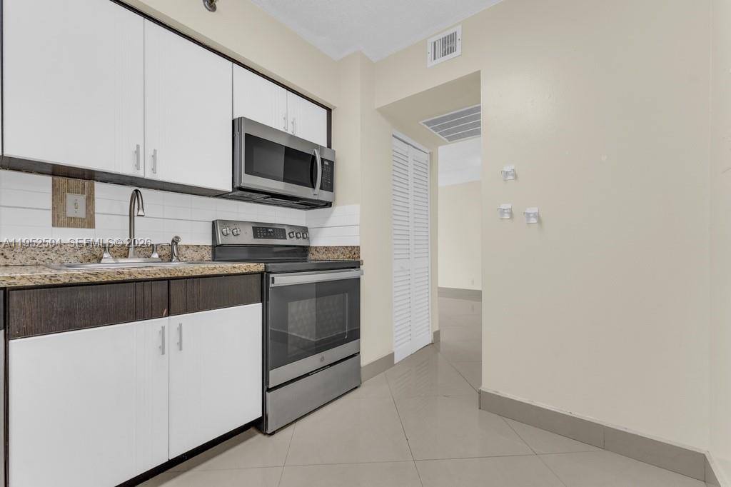 Photo of 3300 192nd St  #1414, Aventura, Florida, 33180 - 