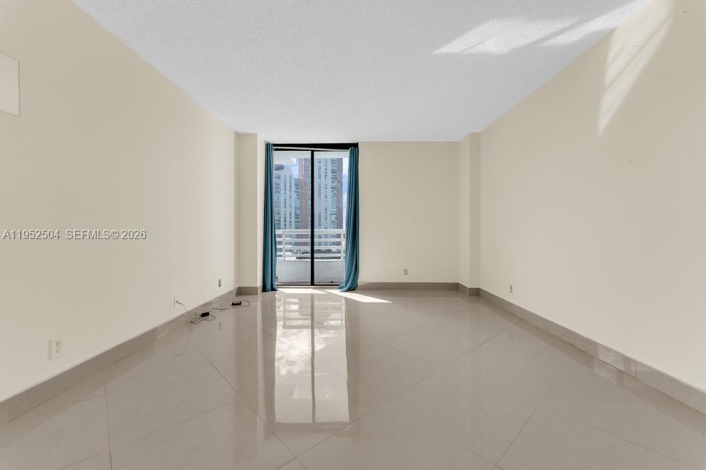 Photo of 3300 192nd St  #1414, Aventura, Florida, 33180 - 