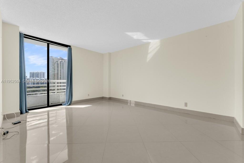 Photo of 3300 192nd St  #1414, Aventura, Florida, 33180 - 