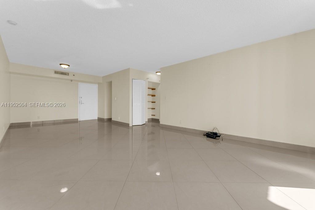 Photo of 3300 192nd St  #1414, Aventura, Florida, 33180 - 
