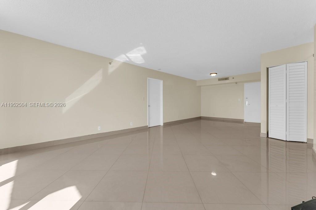 Photo of 3300 192nd St  #1414, Aventura, Florida, 33180 - 