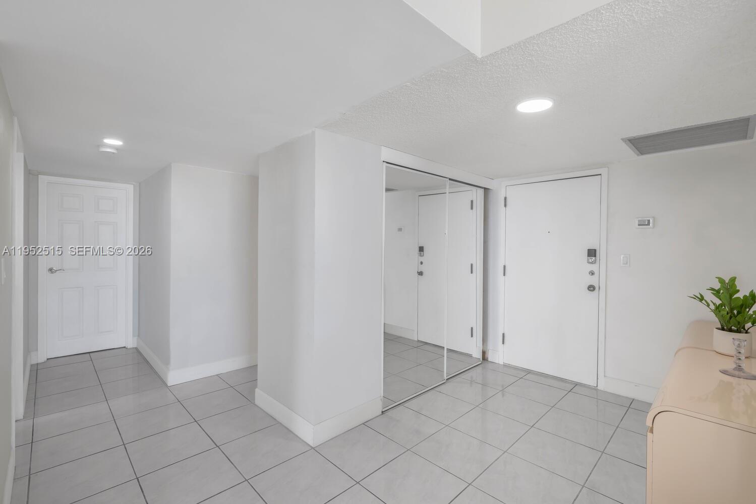 2018 2 / 2 1856 sq. ft. $ 2026-01-26 0 Photo