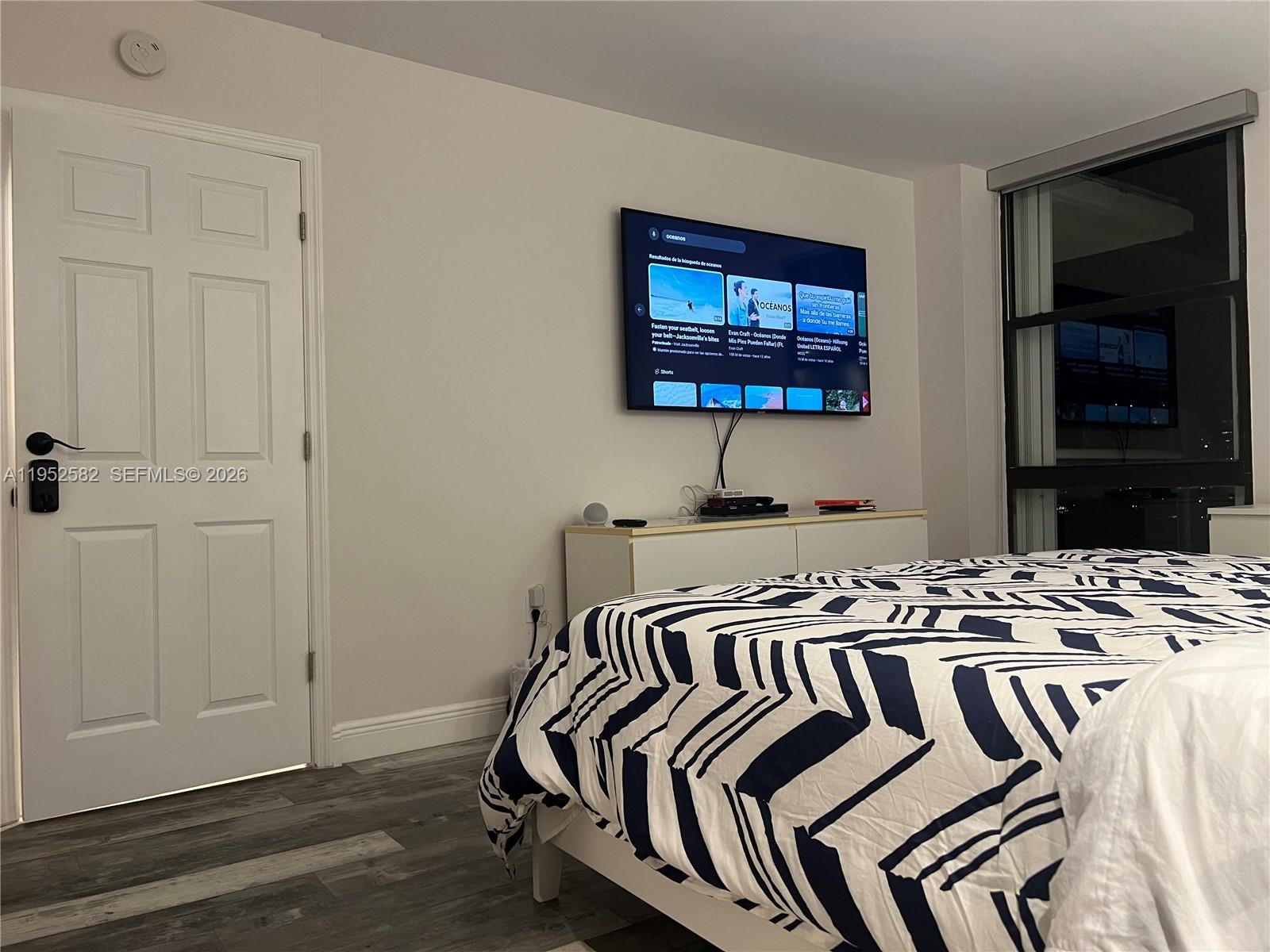 Photo of 3675 Country Club Dr  #2408, Aventura, Florida, 33180 - 