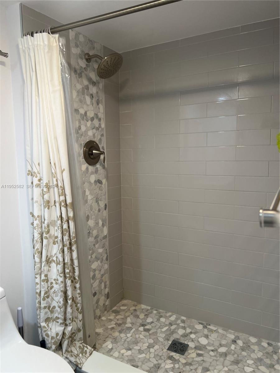 Photo of 3675 Country Club Dr  #2408, Aventura, Florida, 33180 - 