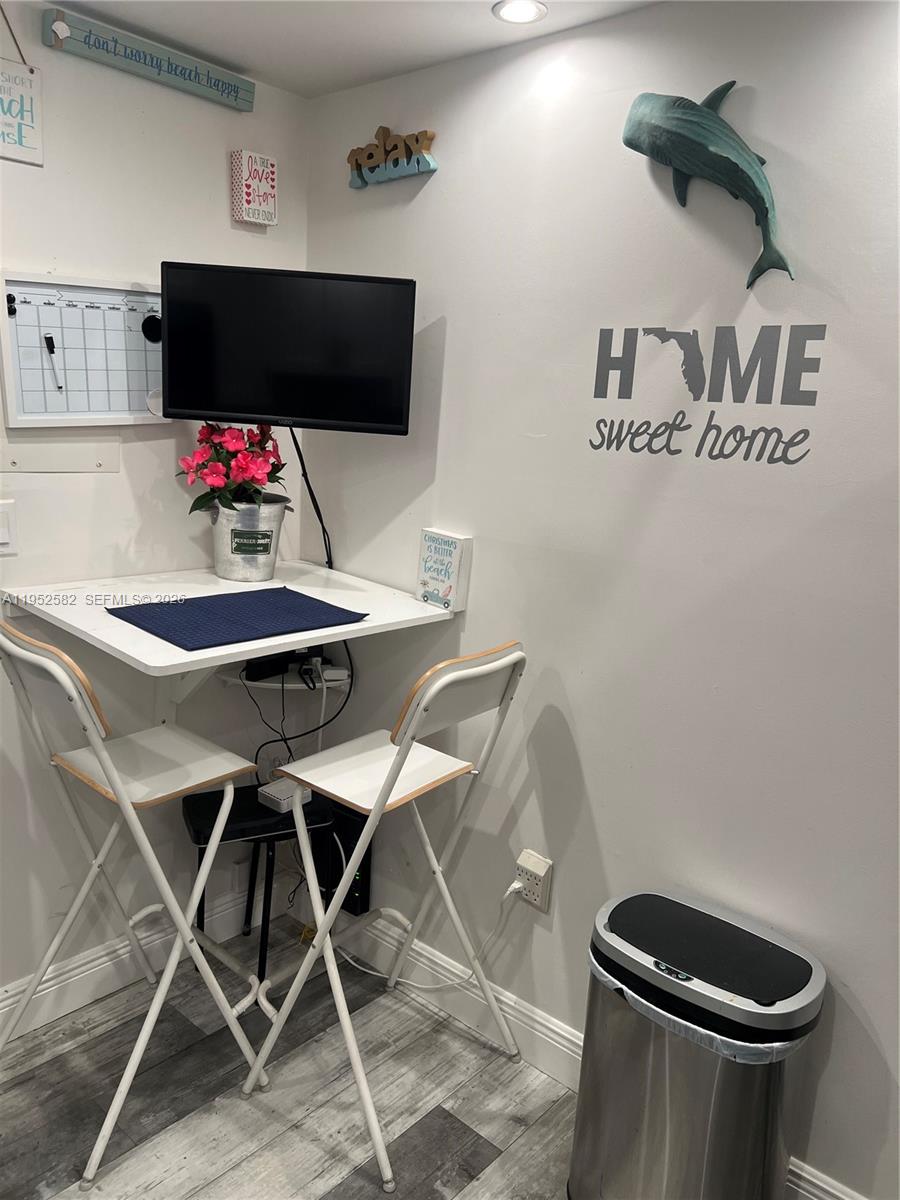 Photo of 3675 Country Club Dr  #2408, Aventura, Florida, 33180 - 