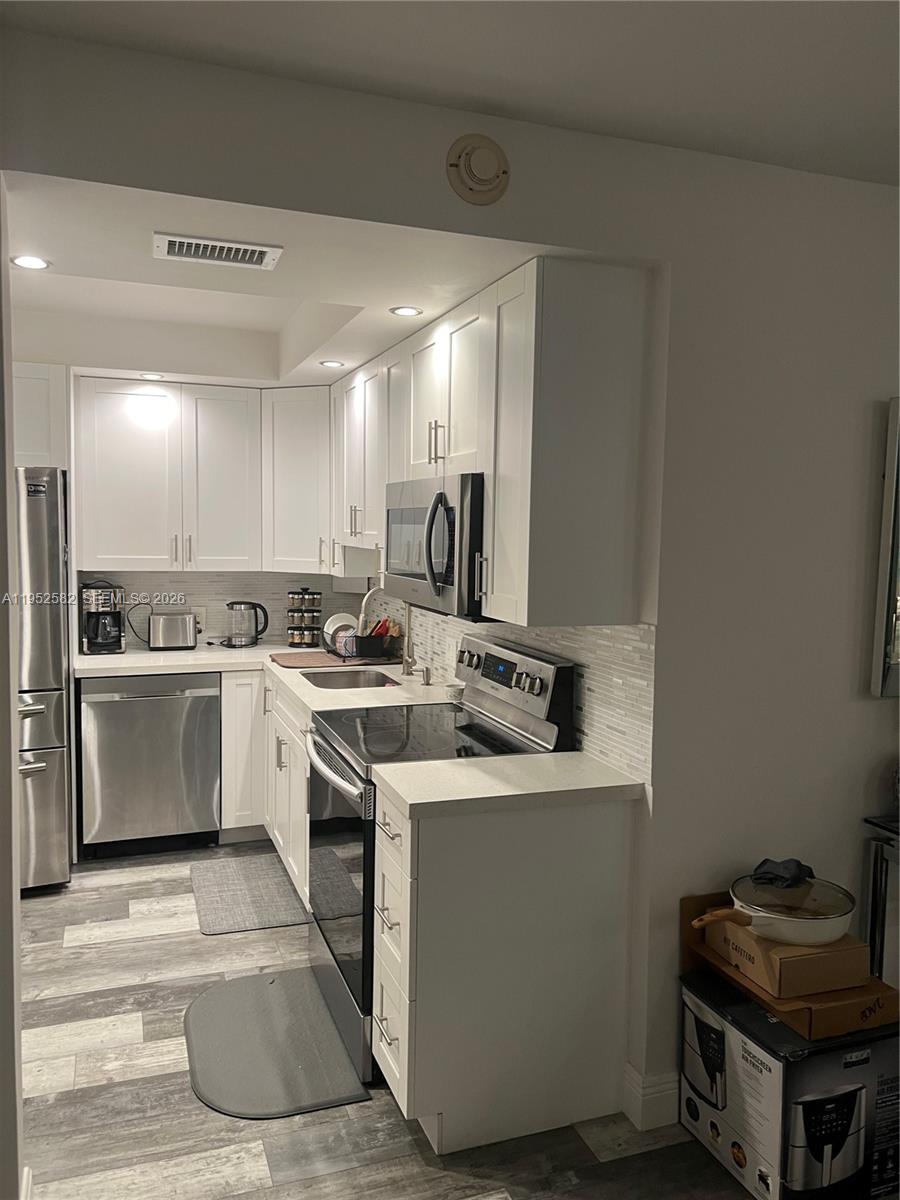 Photo of 3675 Country Club Dr  #2408, Aventura, Florida, 33180 - 