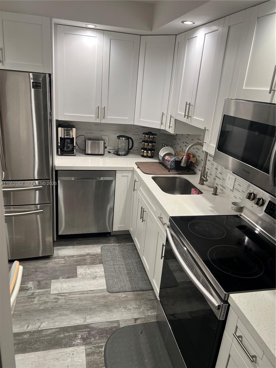 Photo of 3675 Country Club Dr  #2408, Aventura, Florida, 33180 - 