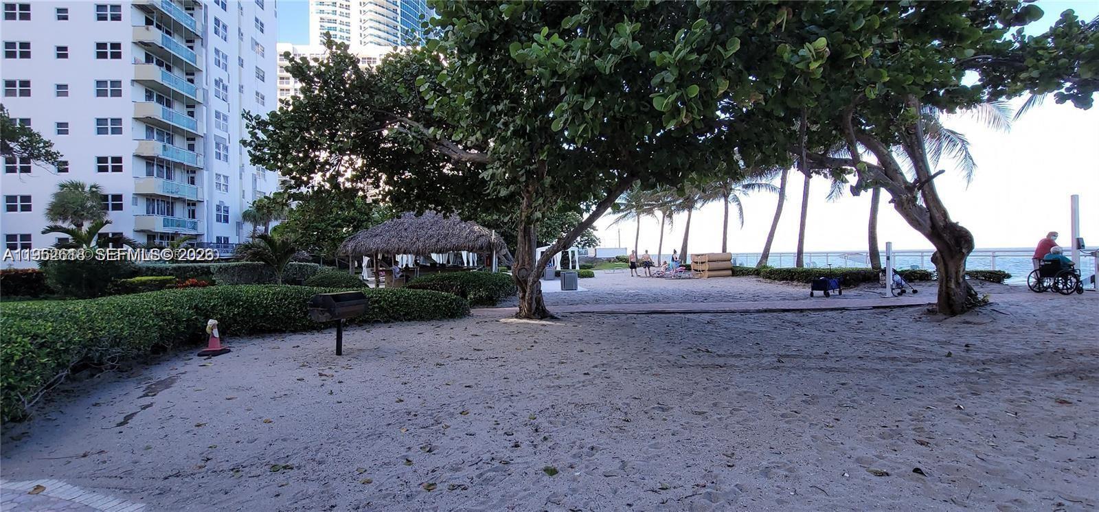 Photo of 3001 Ocean Dr #825, Hollywood, Florida, 33019 -