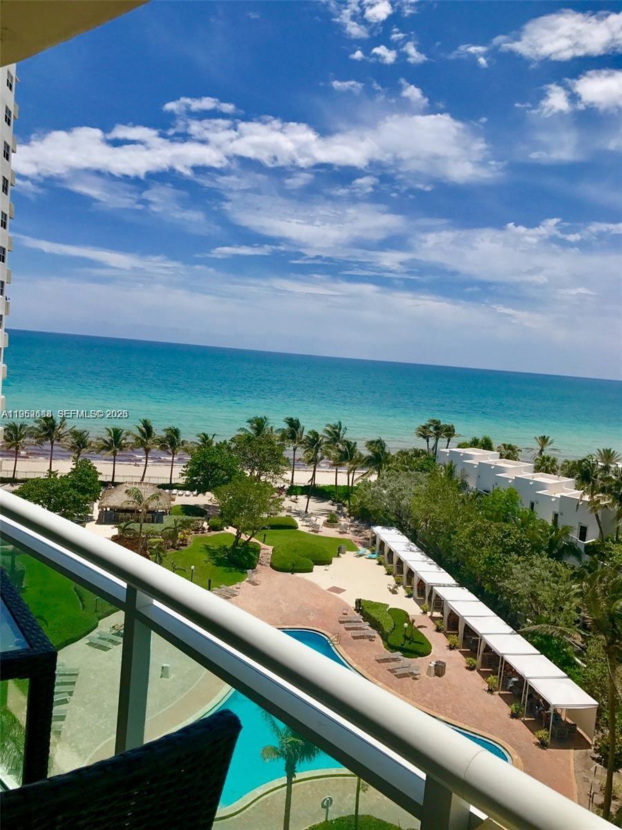 Photo of 3001 Ocean Dr #825, Hollywood, Florida, 33019 -