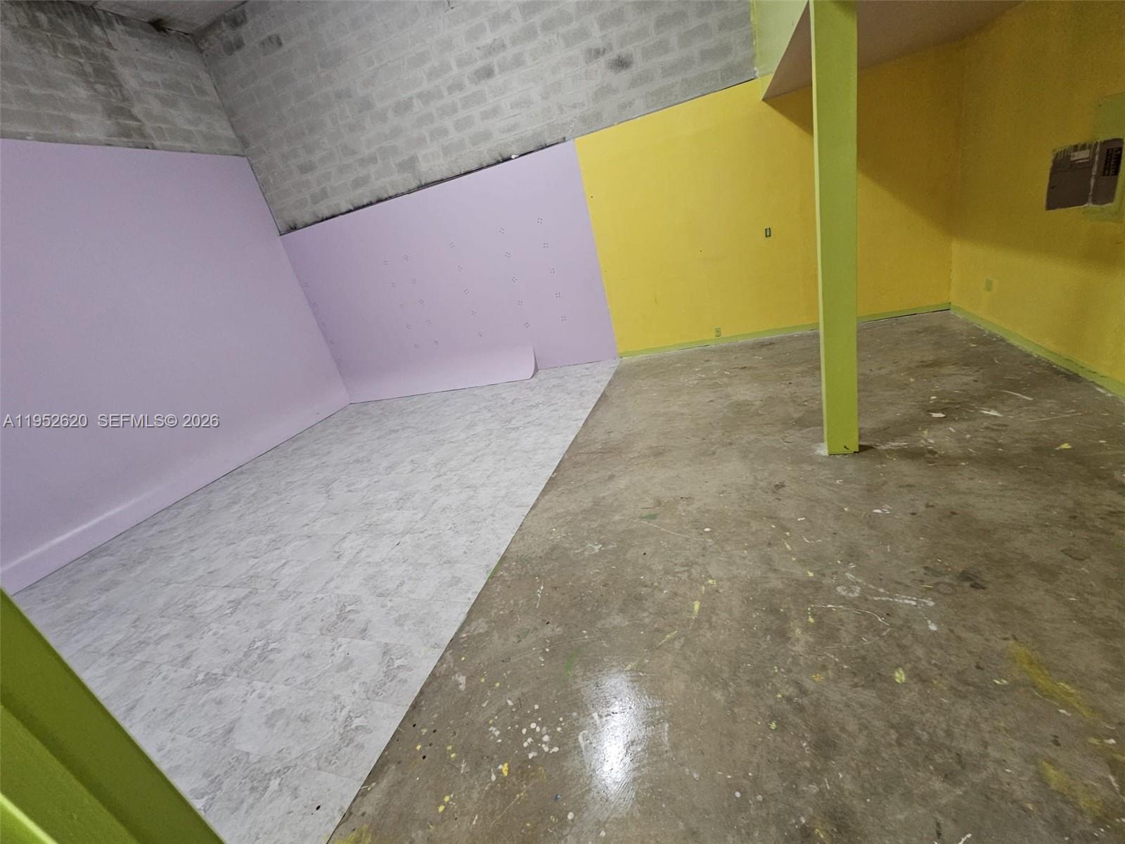 G18  /   sq. ft. $ 2026-01-26 0 Photo