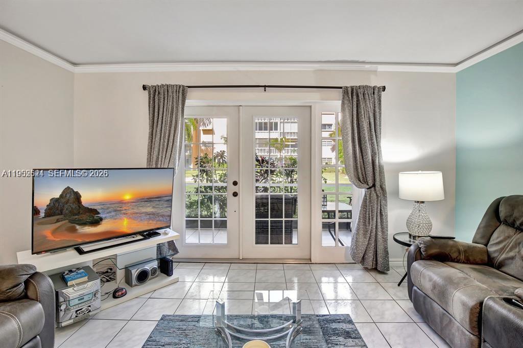 Photo of 219 14th Ave  #107, Hallandale Beach, Florida, 33009 - 