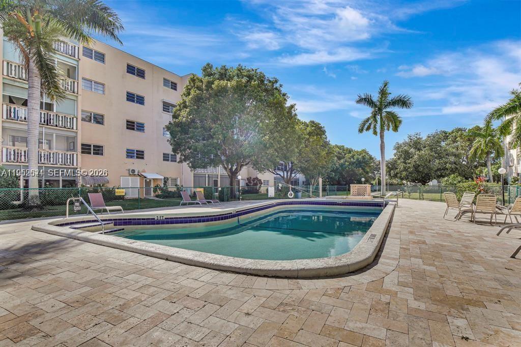 Photo of 219 14th Ave  #107, Hallandale Beach, Florida, 33009 - 