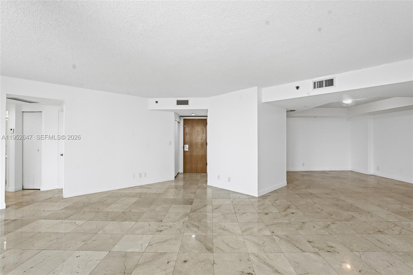 Photo of 20185 Country Club Dr  #502, Aventura, Florida, 33180 - 