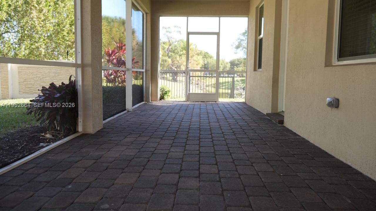 3917 3 / 3 1881 sq. ft. $ 2026-01-26 0 Photo