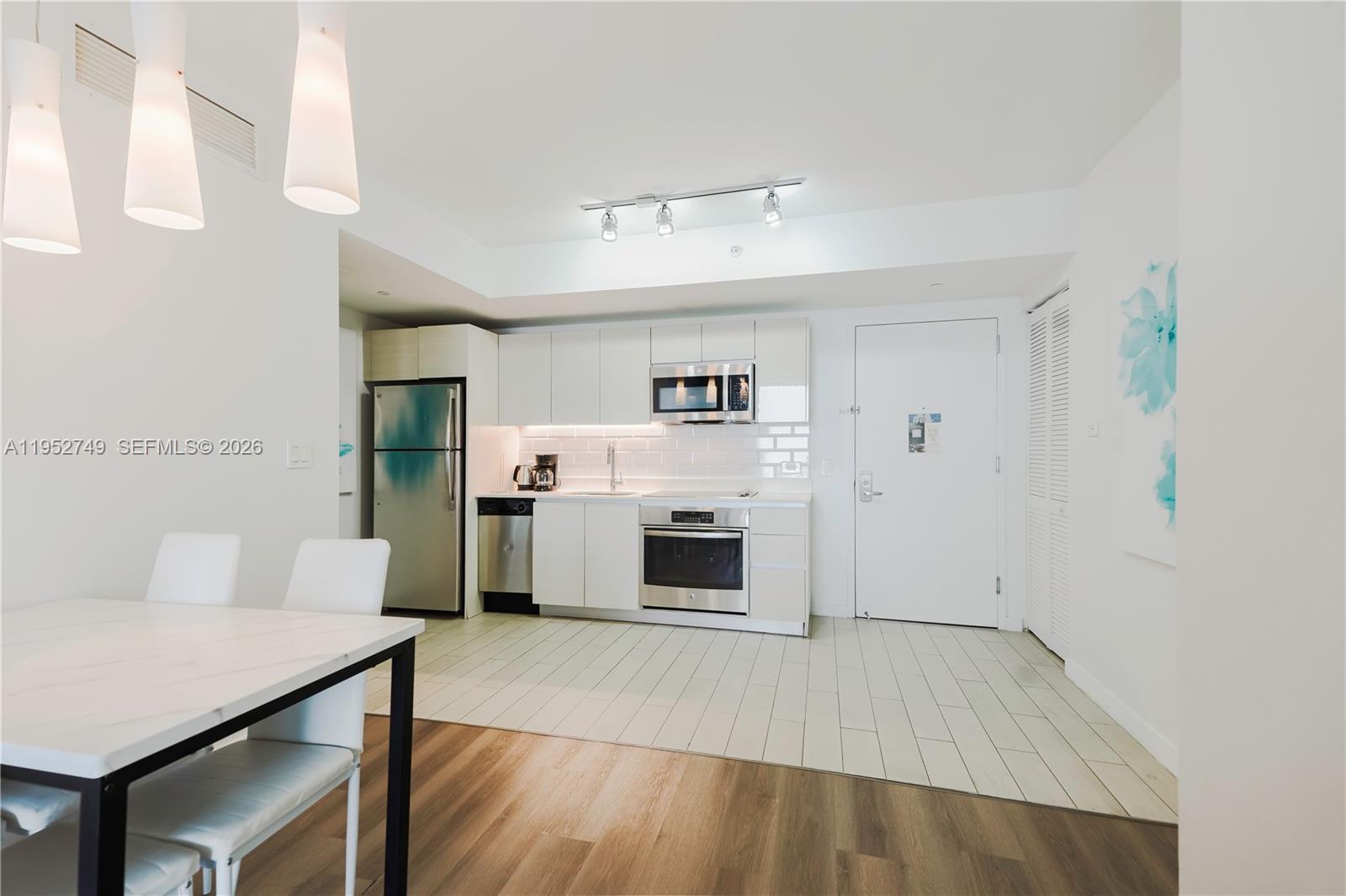 Photo of 2602 Hallandale Beach Blvd #R1905, Hallandale Beach, Florida, 33009 -