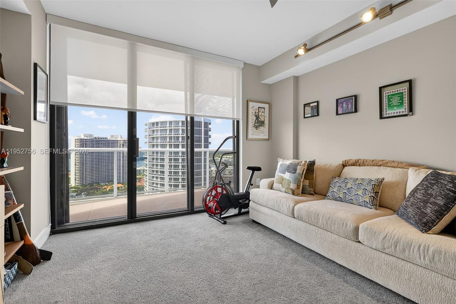 2602 4 / 4 2884 sq. ft. $ 2026-01-26 0 Photo