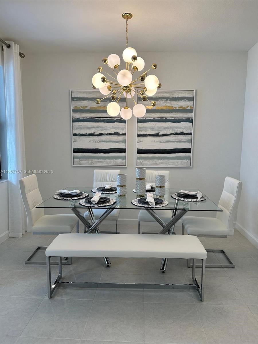 12929 3 / 3 1722 кв.футов $ 2026-01-26 0 Фото