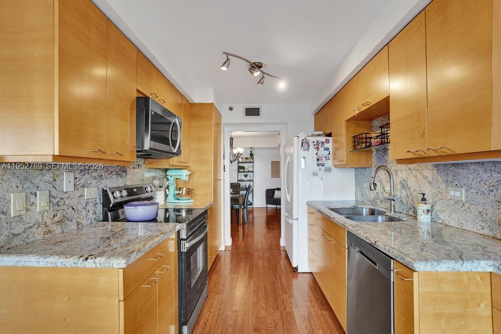 Photo of 1201 Ocean Dr  #310N, Hollywood, Florida, 33019 - 