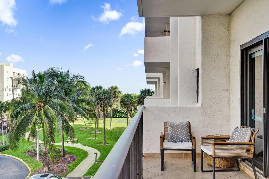 Photo of 1201 Ocean Dr  #310N, Hollywood, Florida, 33019 - 