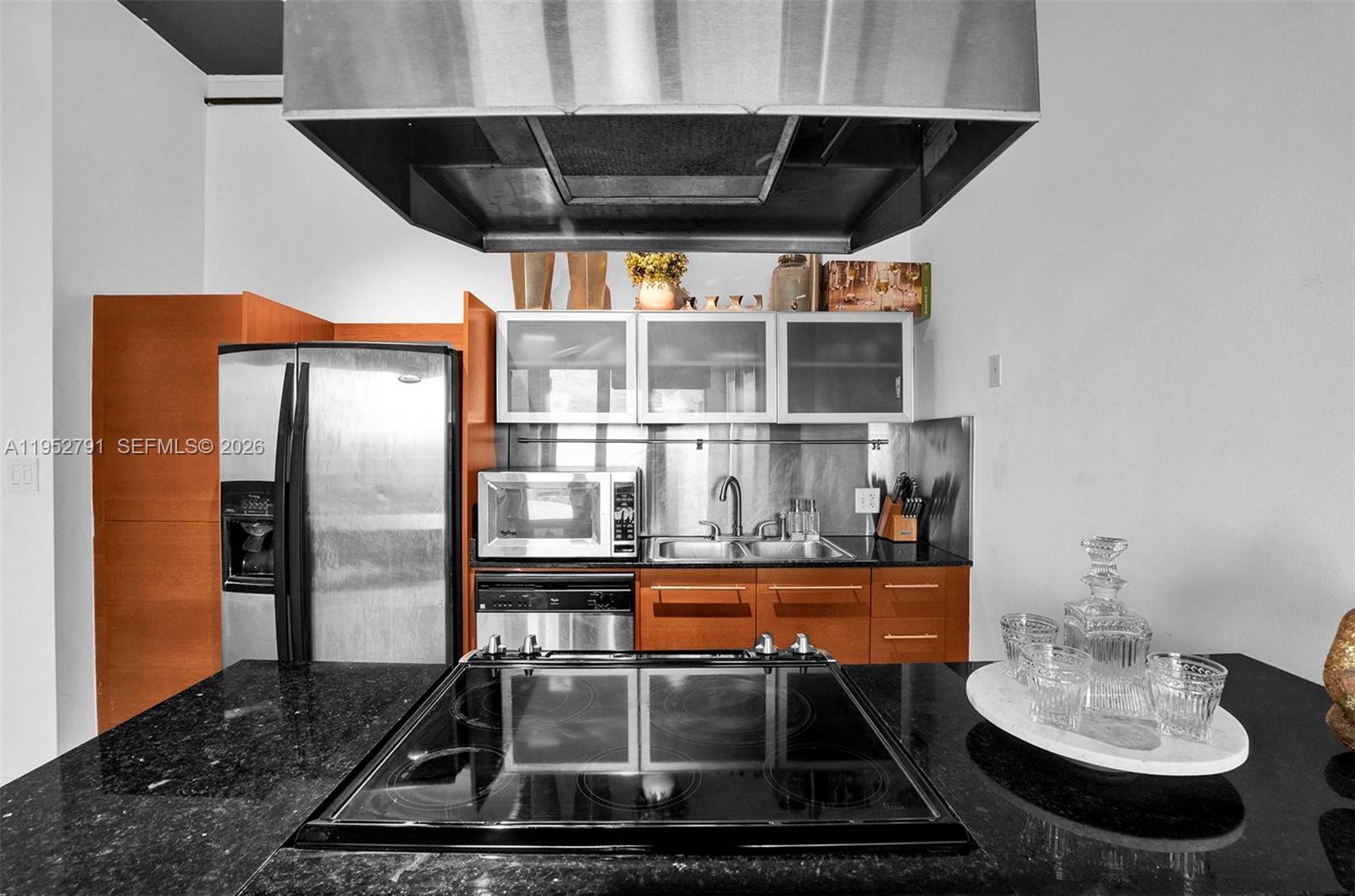 1109 2 / 2 1000 кв.футов $ 2026-01-26 0 Фото