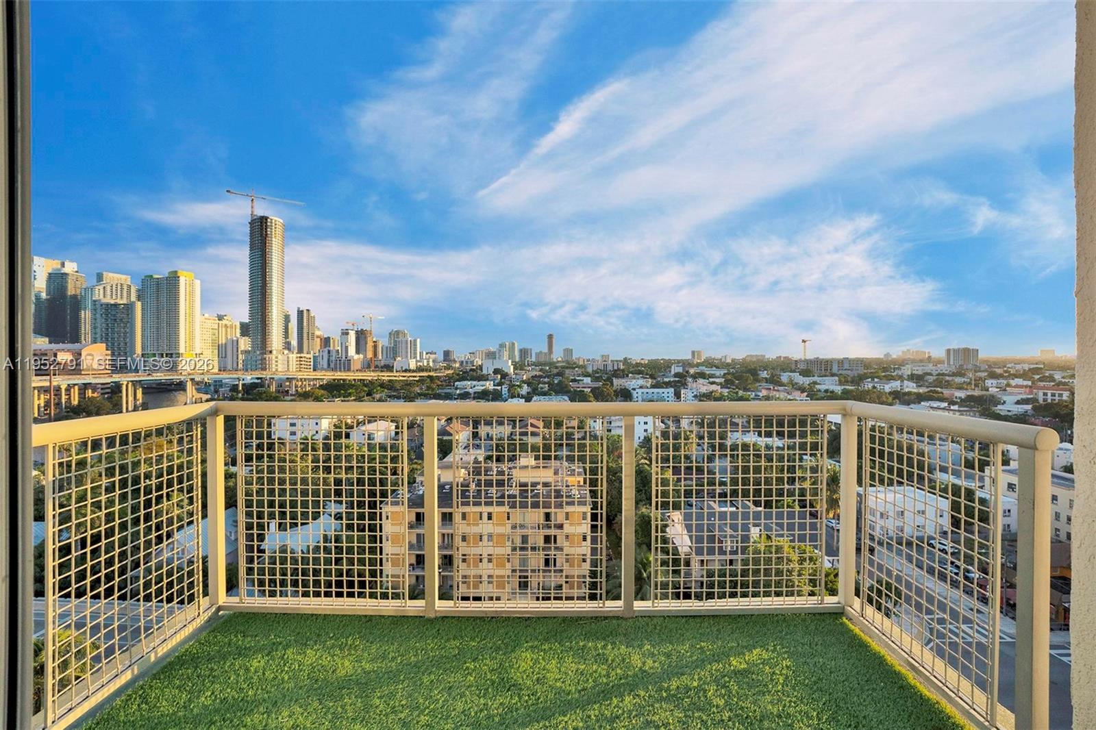 1109 2 / 2 1000 кв.футов $ 2026-01-26 0 Фото