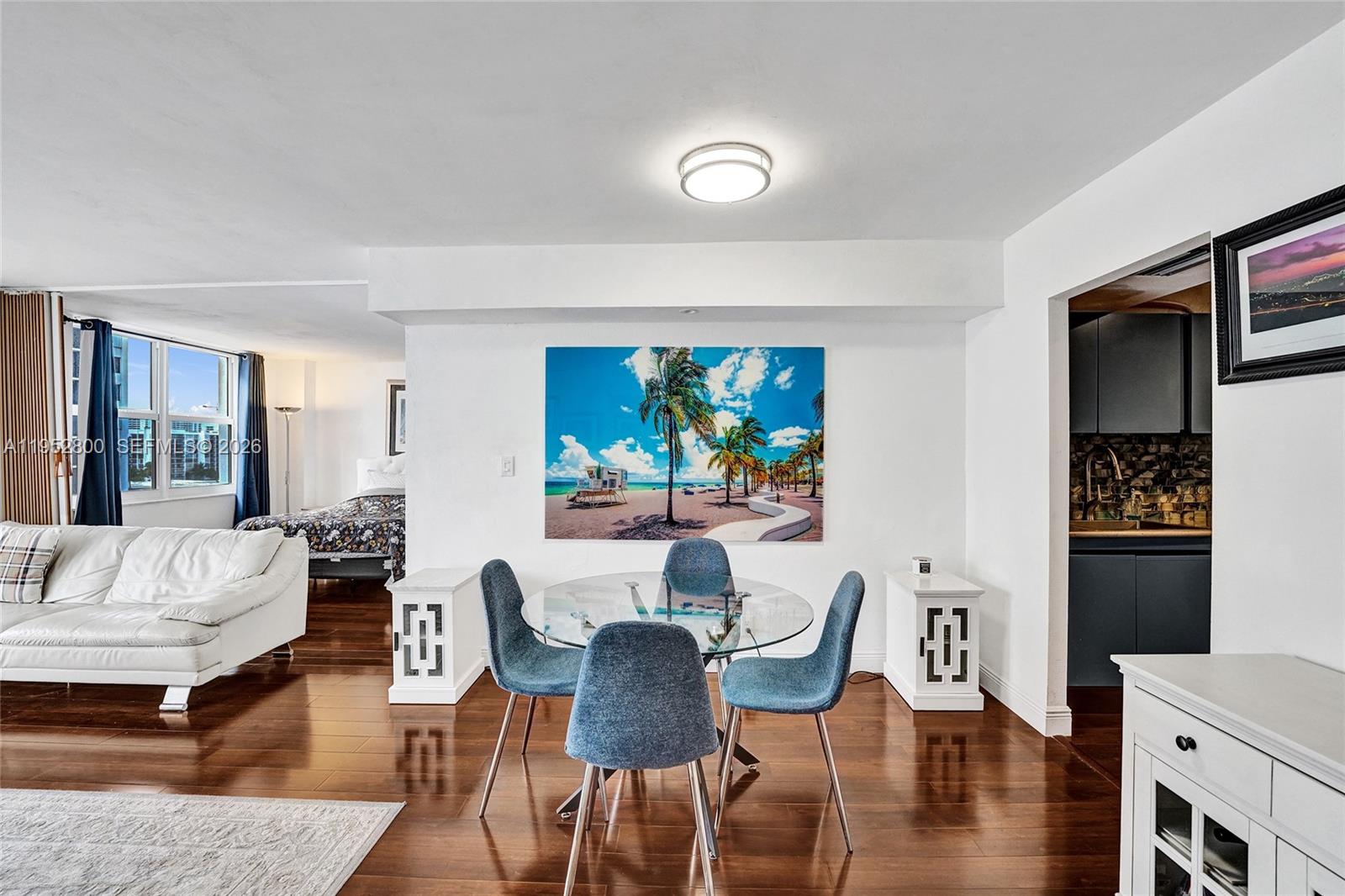 Photo of 2201 Ocean Dr  #608, Hollywood, Florida, 33019 - 