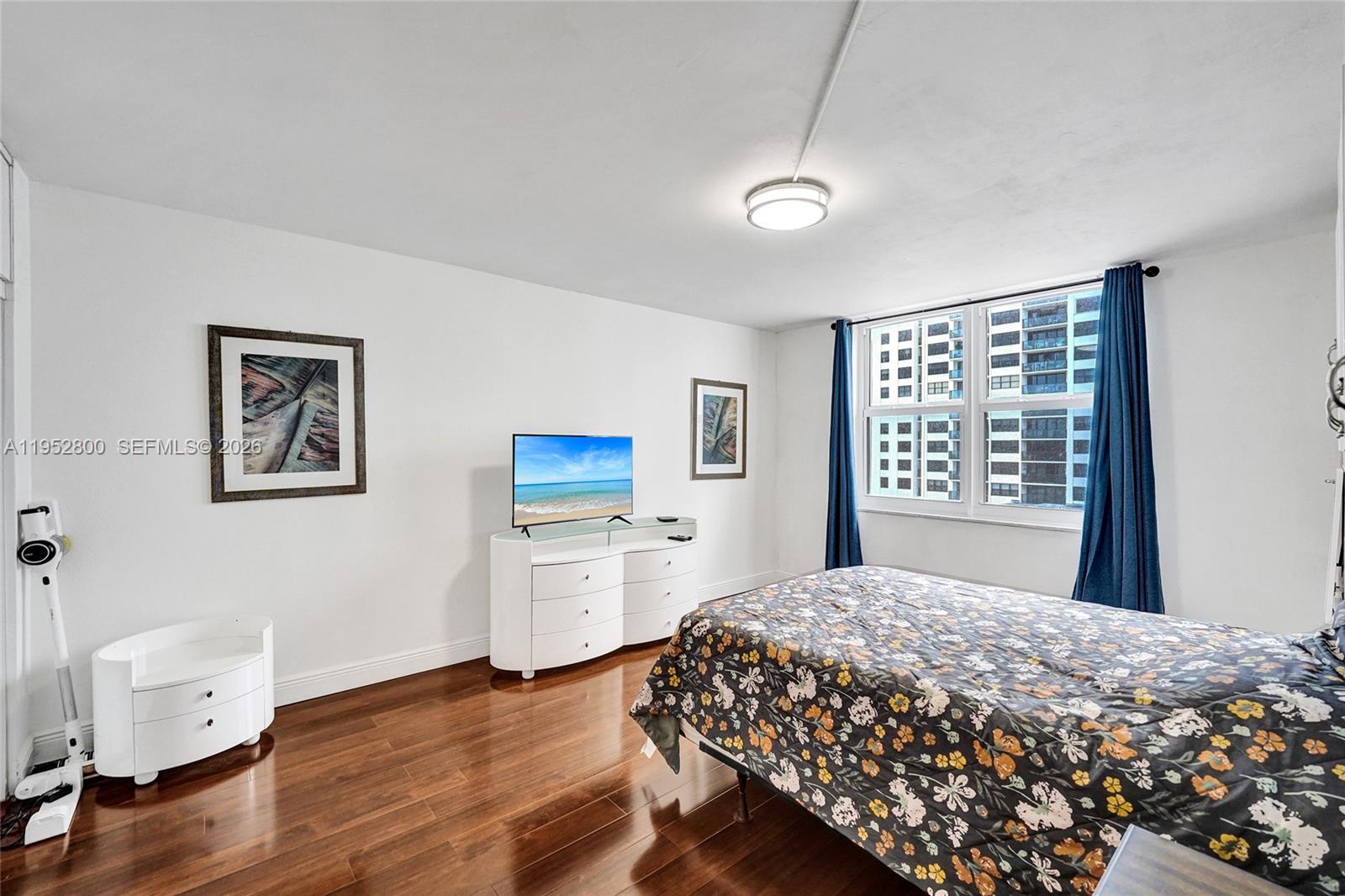 Photo of 2201 Ocean Dr  #608, Hollywood, Florida, 33019 - 