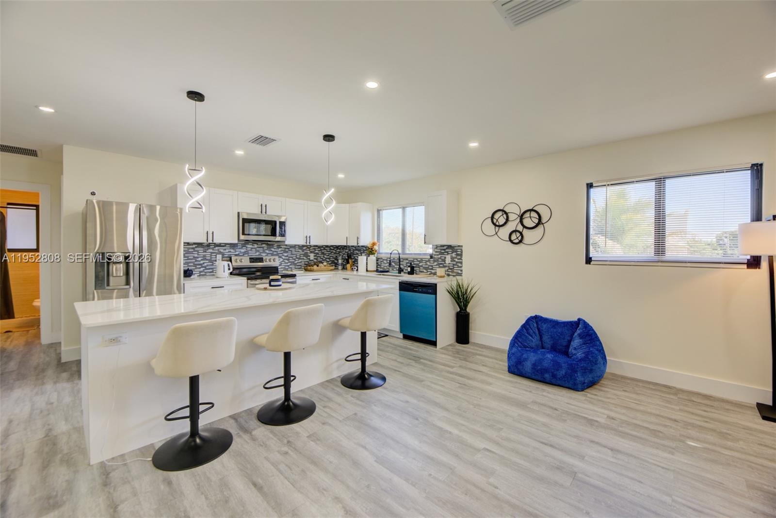   /  2738 sq. ft. $ 2026-01-26 0 Photo