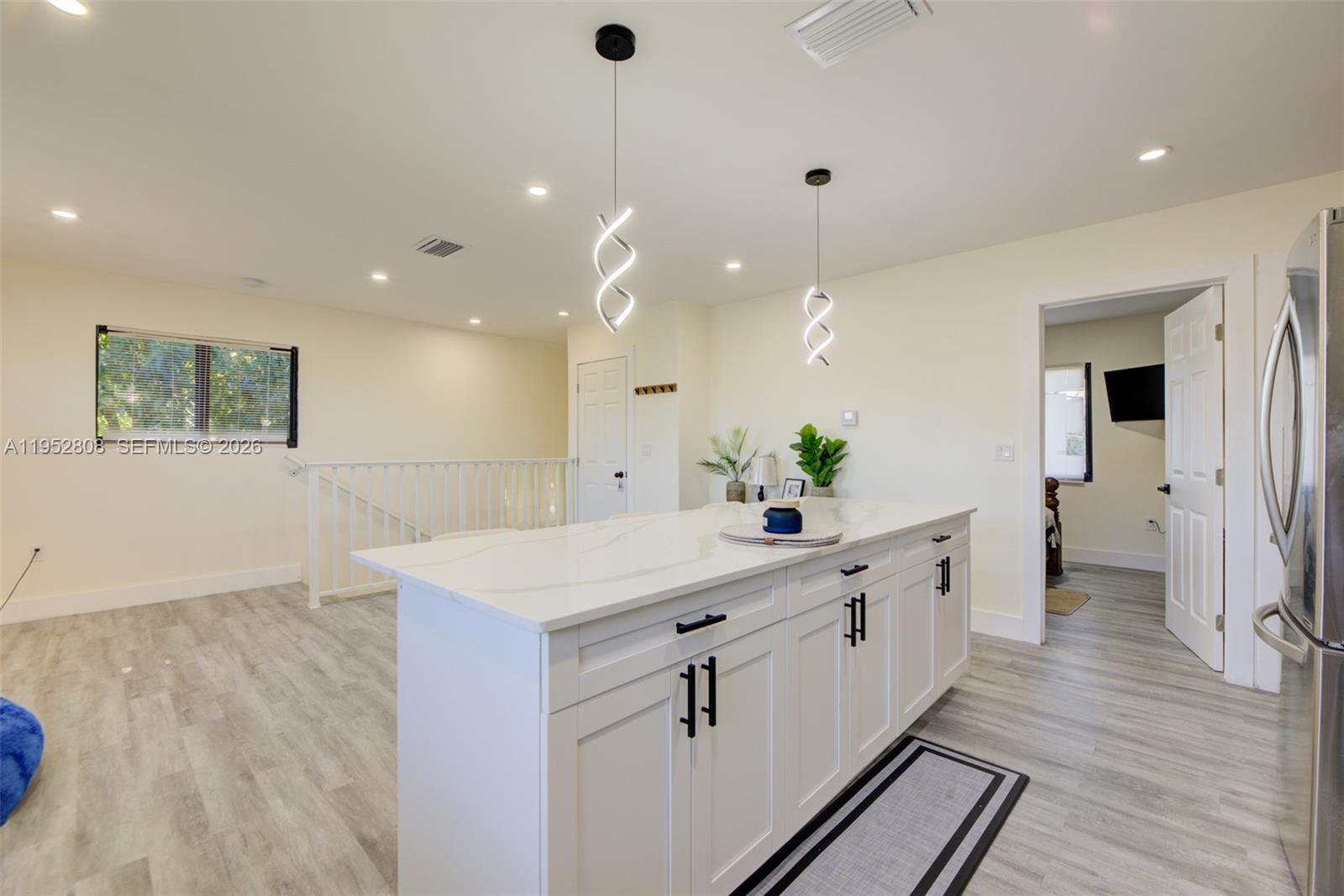   /  2738 sq. ft. $ 2026-01-26 0 Photo