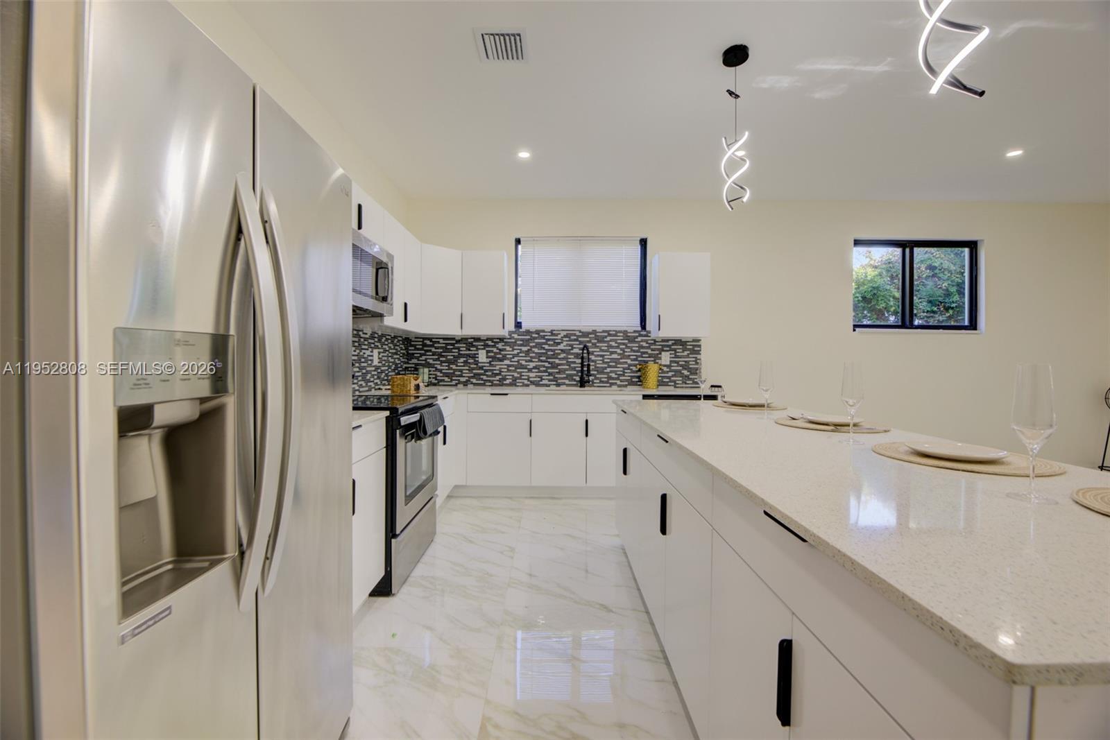   /  2738 sq. ft. $ 2026-01-26 0 Photo