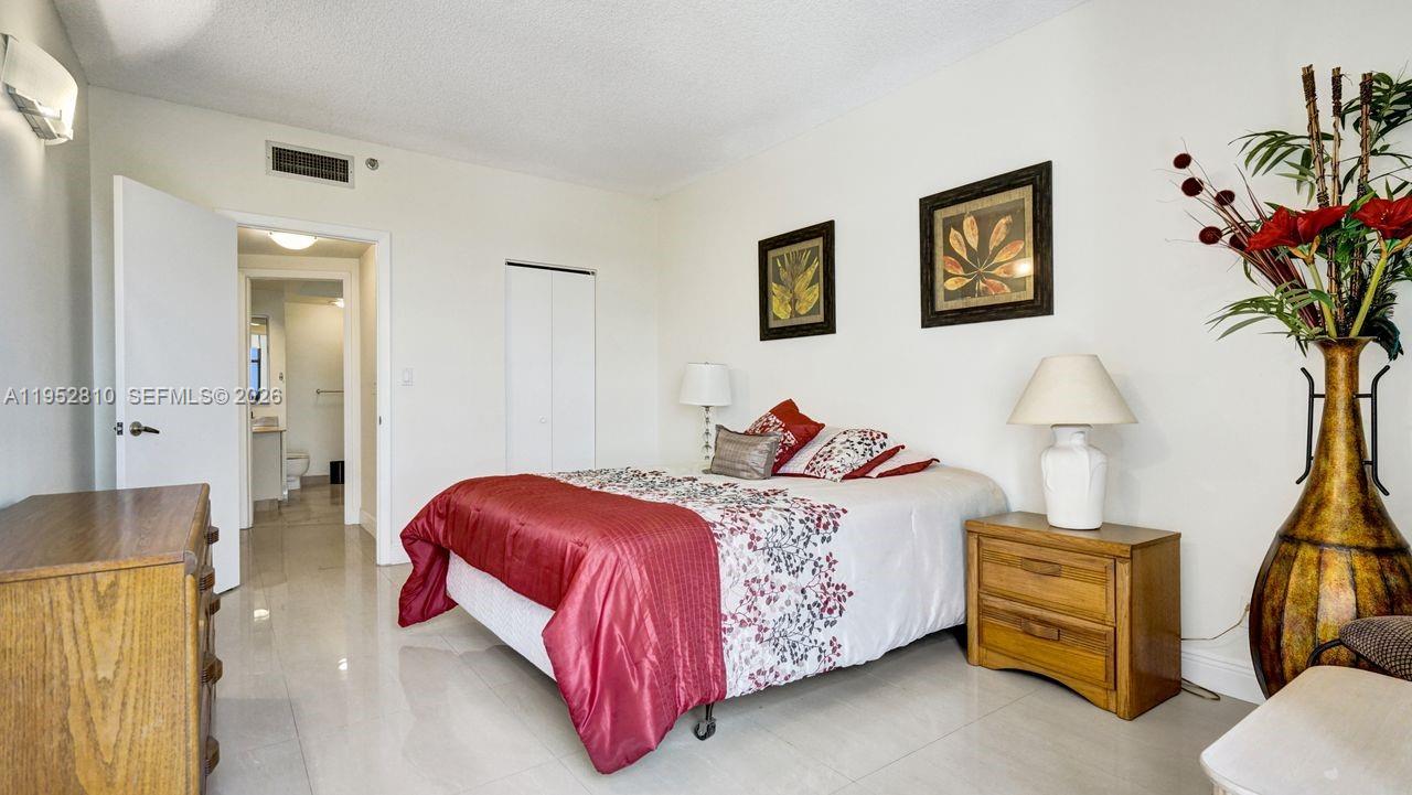 Photo of 20281 Country Club Dr  #809, Aventura, Florida, 33180 - 