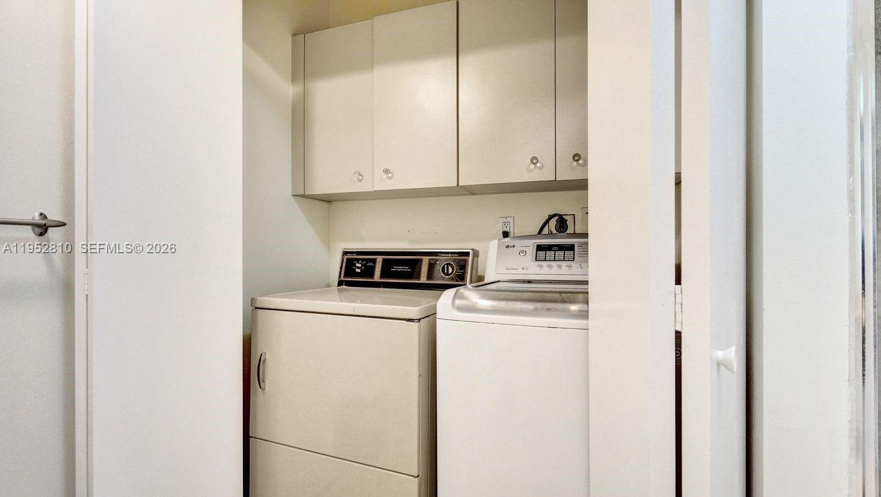 Photo of 20281 Country Club Dr  #809, Aventura, Florida, 33180 - 