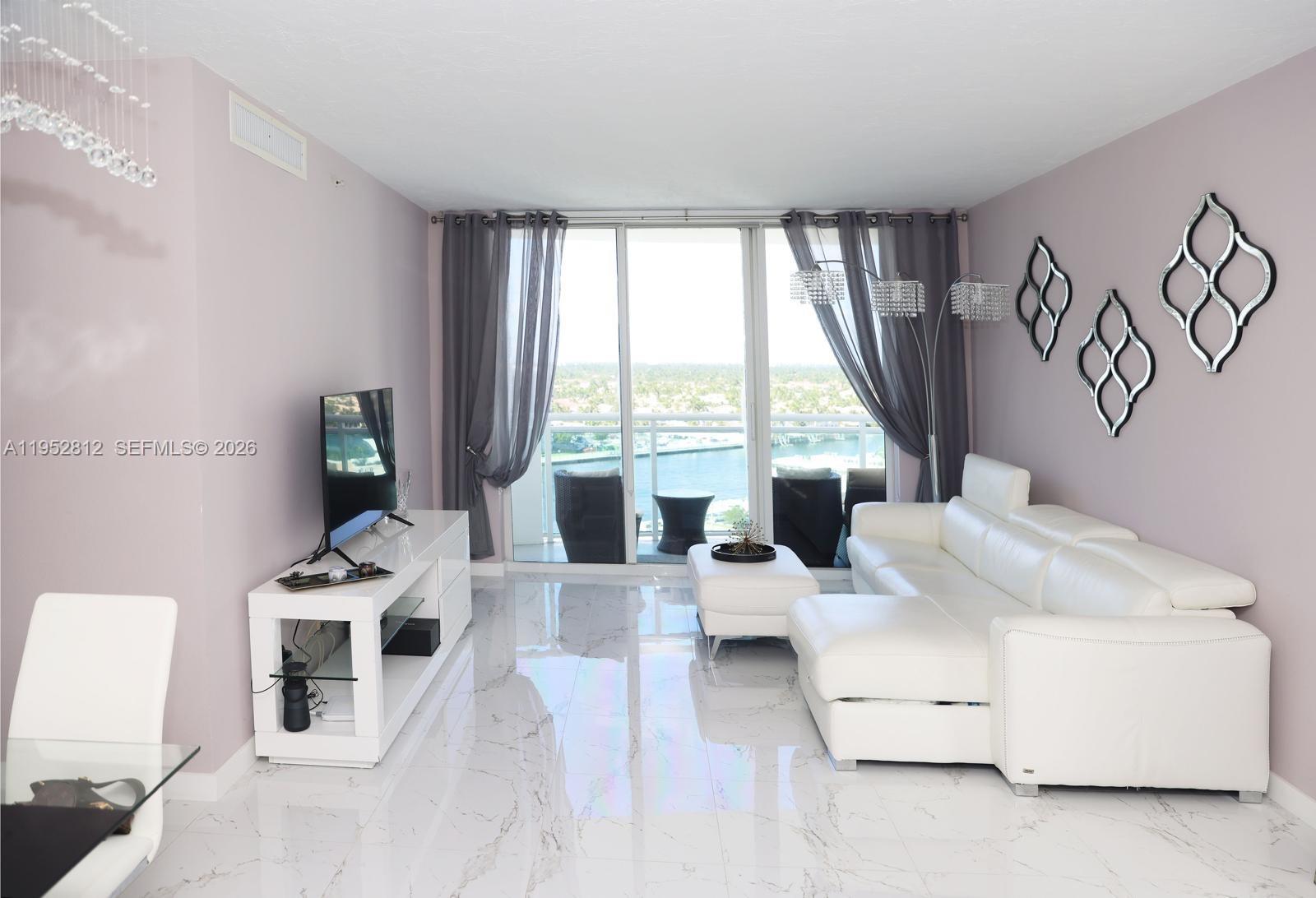 Photo of 3001 Ocean Dr #1131, Hollywood, Florida, 33019 -