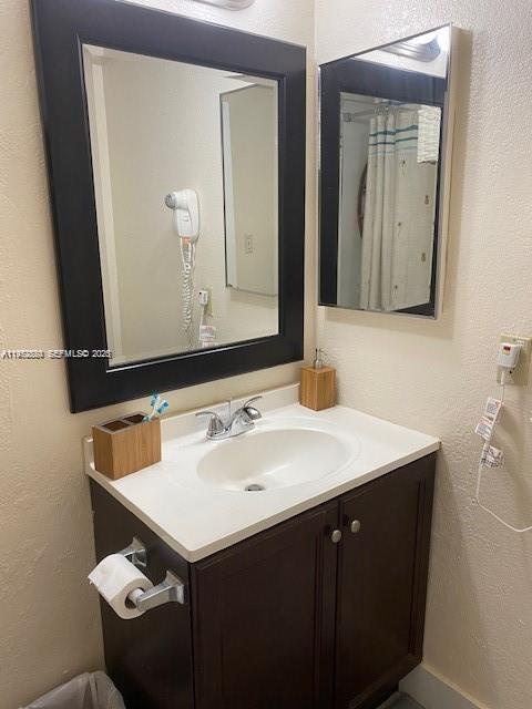 Photo of 19201 Collins Ave  #1102, Sunny Isles Beach, Florida, 33160 - 