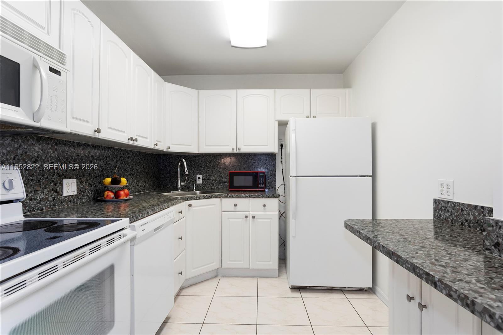 Photo of 20379 Country Club Dr  #532, Aventura, Florida, 33180 - 