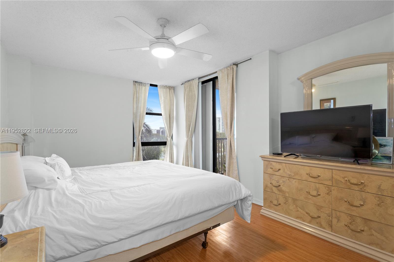 Photo of 20379 Country Club Dr  #532, Aventura, Florida, 33180 - 