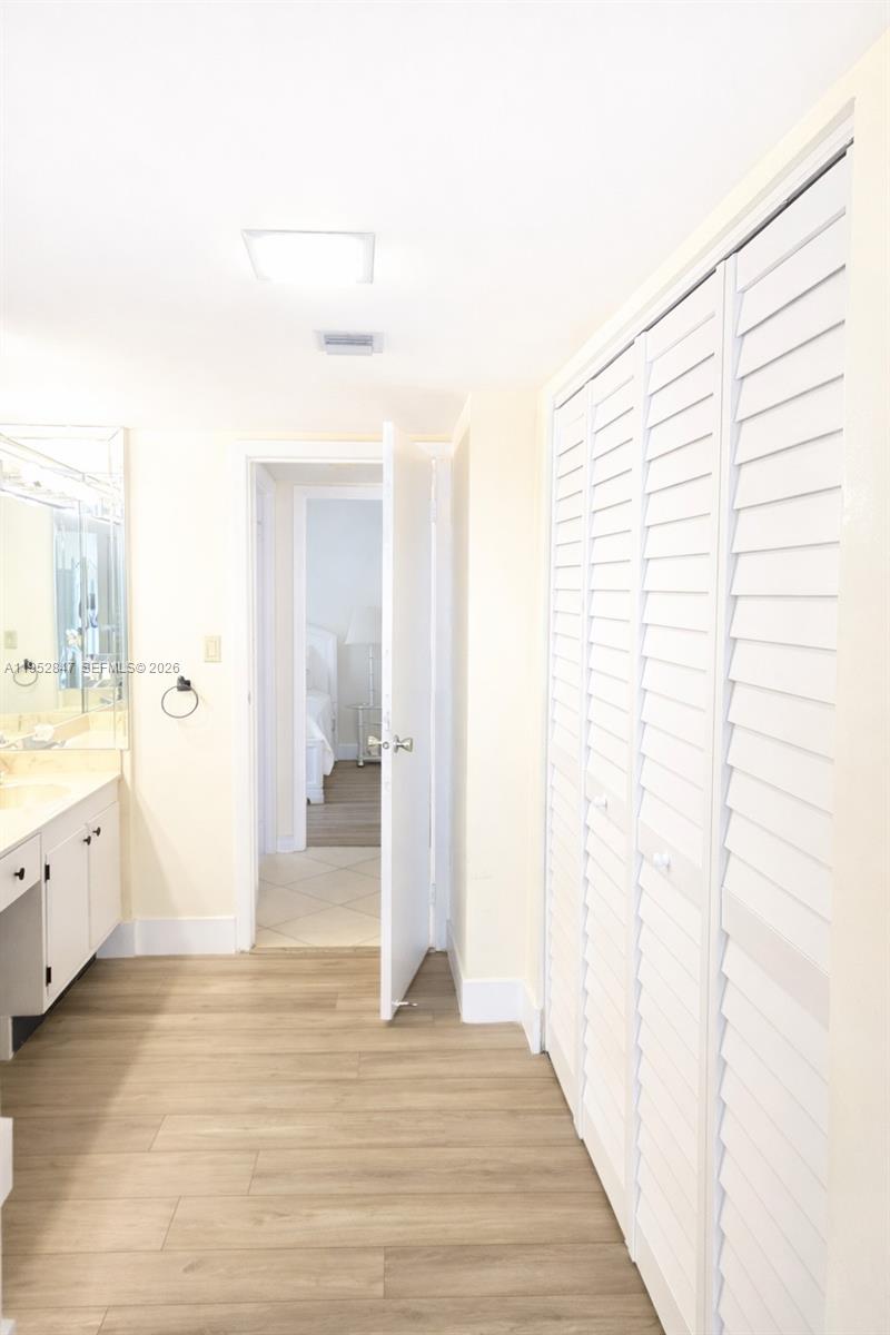 Photo of 20335 Country Club Dr #2509, Aventura, Florida, 33180 -