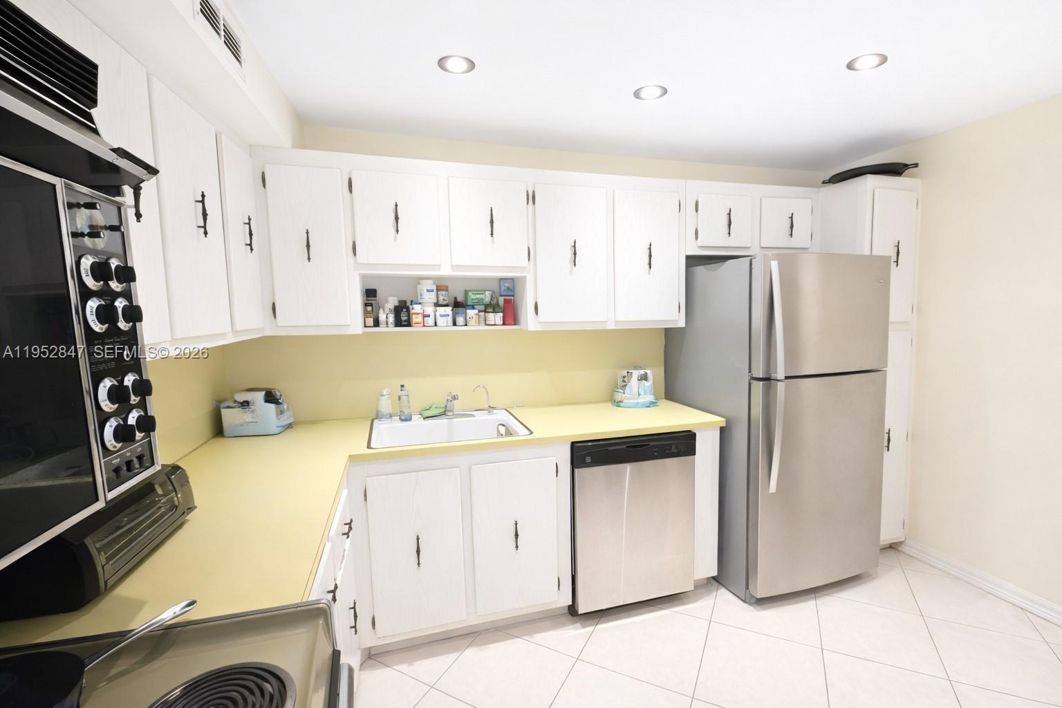 Photo of 20335 Country Club Dr #2509, Aventura, Florida, 33180 -