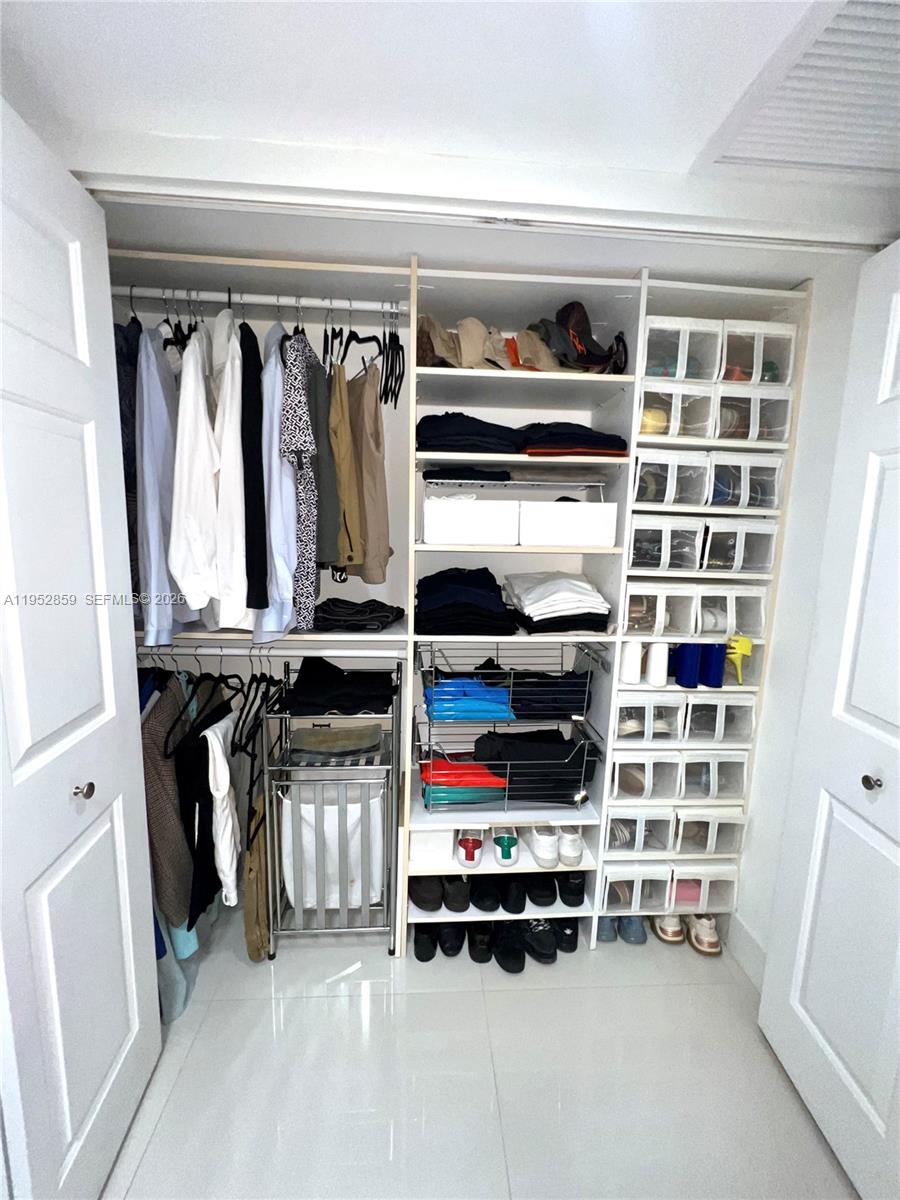 5P 2 / 2 1326 sq. ft. $ 2026-01-26 0 foto