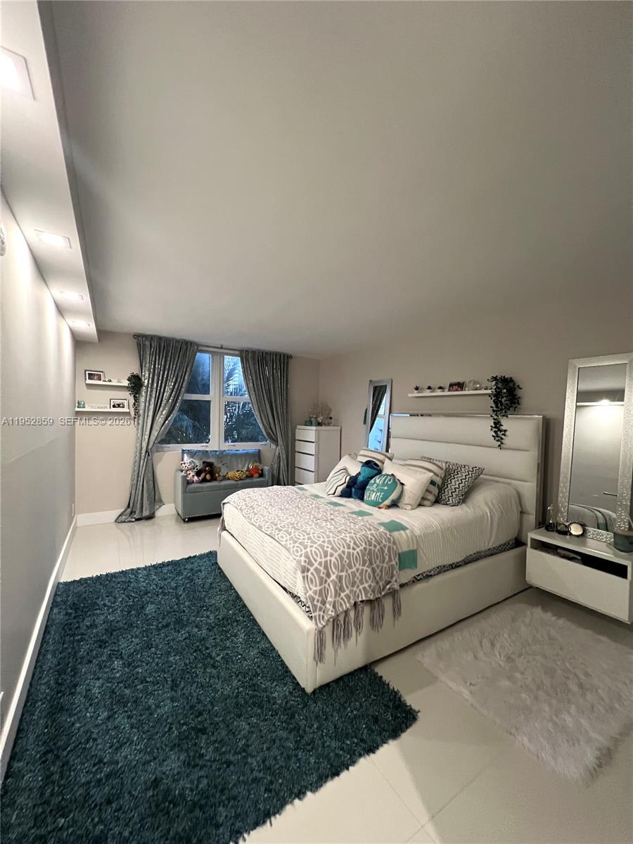 5P 2 / 2 1326 sq. ft. $ 2026-01-26 0 foto