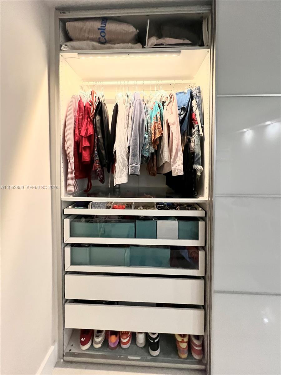 5P 2 / 2 1326 sq. ft. $ 2026-01-26 0 foto