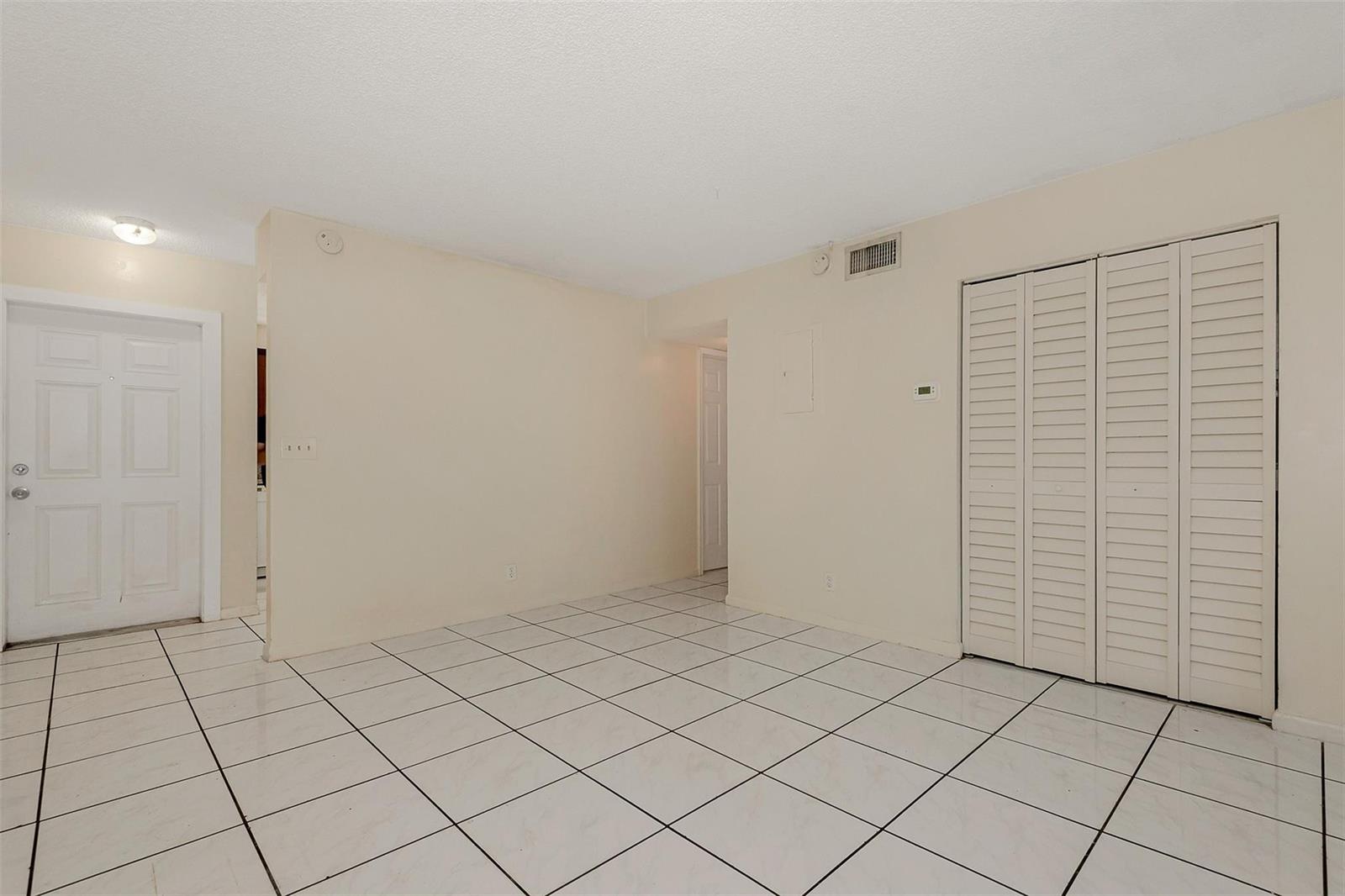   / 0 5387 sq. ft. $ 2026-06-21 0 foto