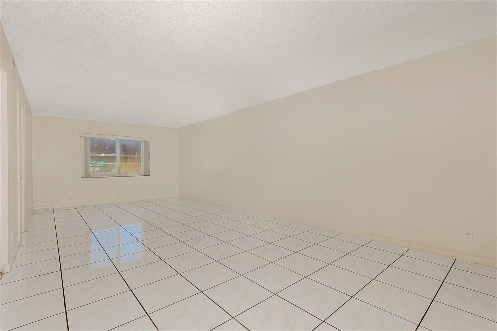   / 0 5387 sq. ft. $ 2026-06-21 0 foto