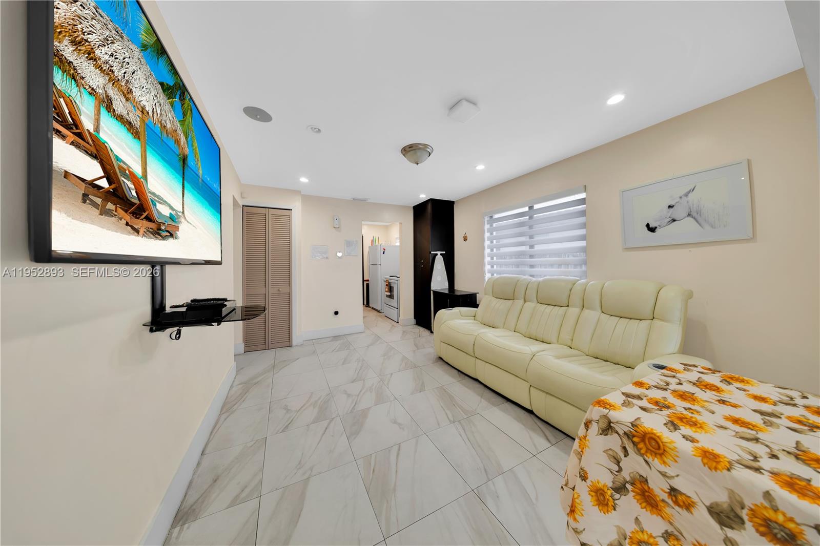   /  2211 sq. ft. $ 2026-01-26 0 Photo