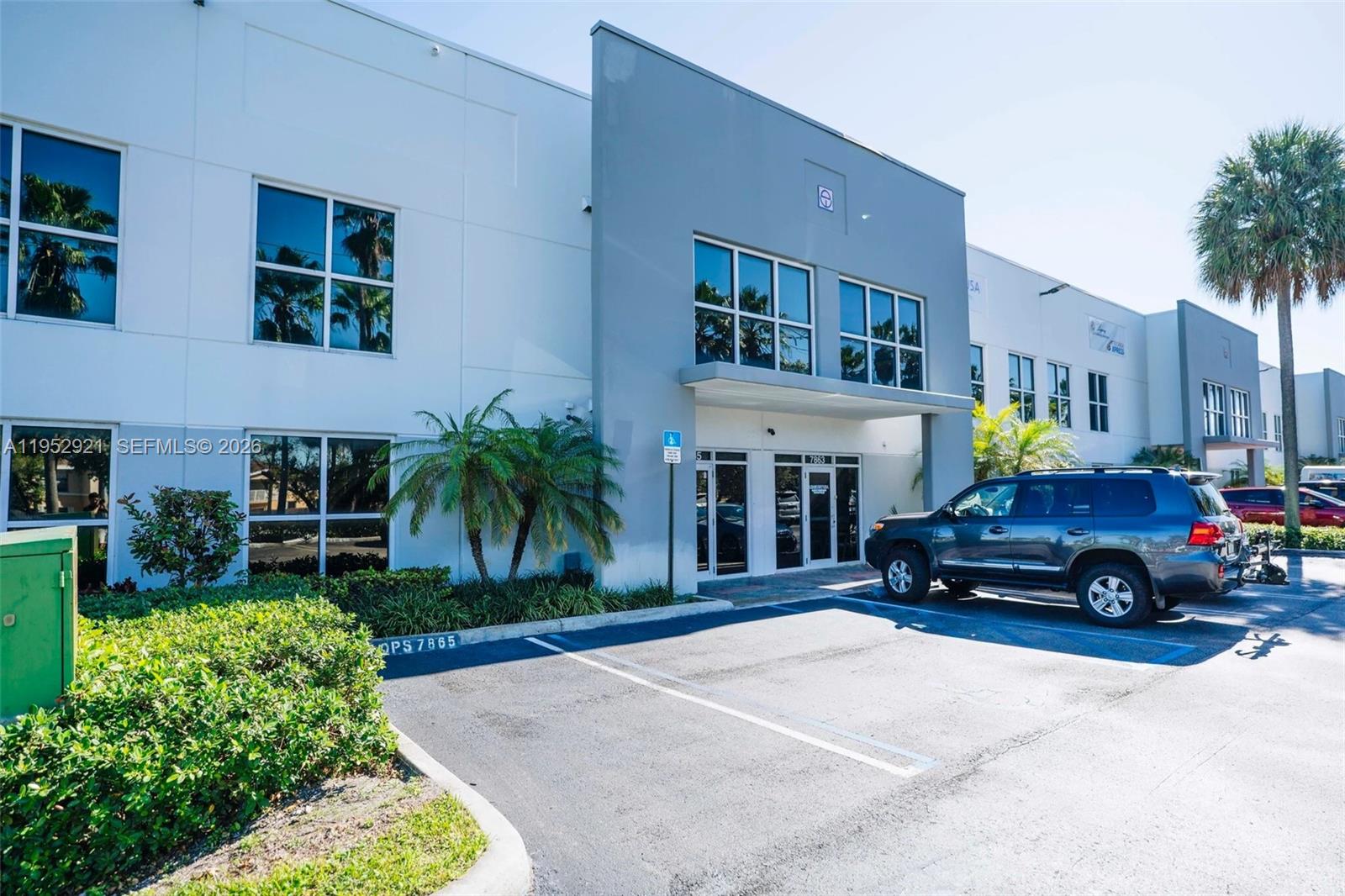 See details 8 / sq. ft. $ 2026-01-26 0 Photo